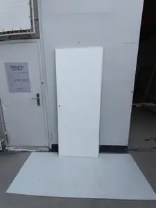 Живое фото модели · Zr Invisible